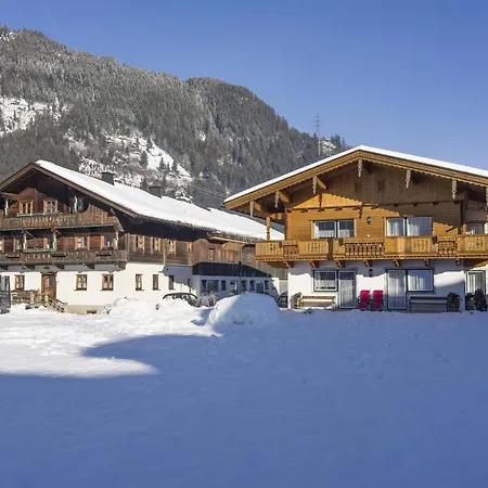Schmezlhof Apartament